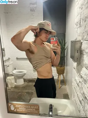  nude photo #0009