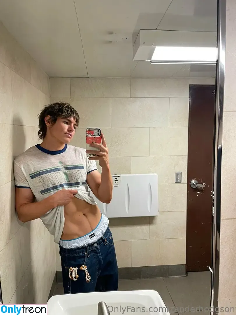 zanderhodgson nude photo #0001 (zanderhodgson)