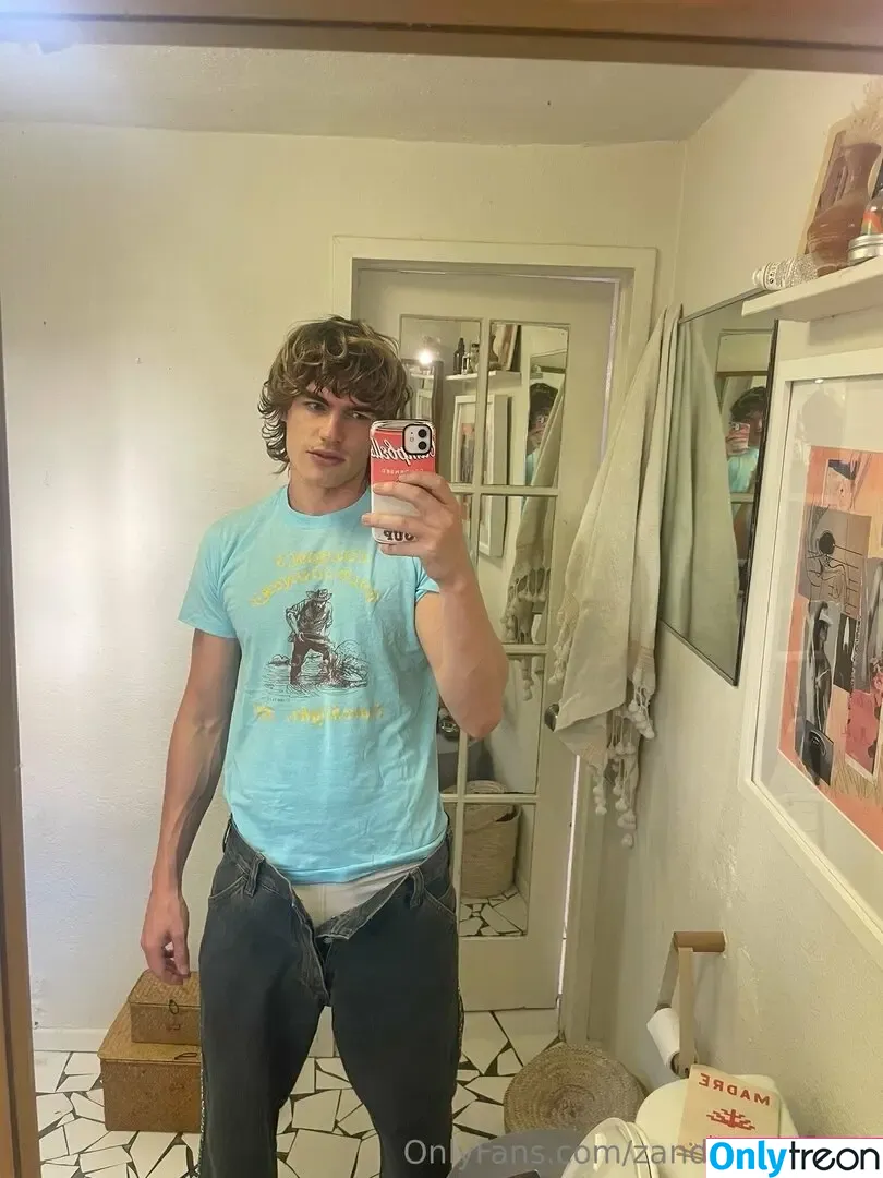 zanderhodgson nude photo #0015 (zanderhodgson)