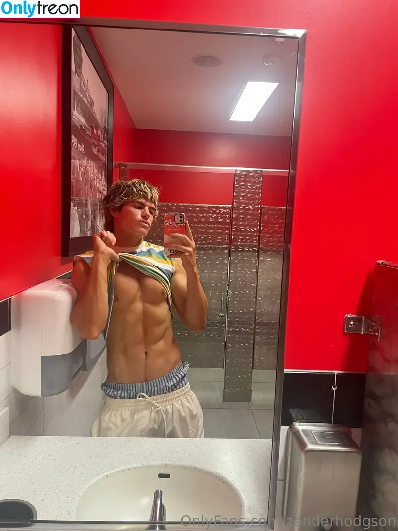 zanderhodgson nude photo #0040 (zanderhodgson)