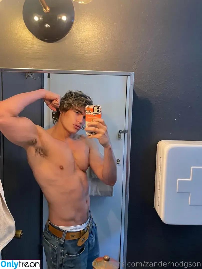 zanderhodgson nude photo #0052 (zanderhodgson)