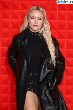 Zara Larsson / zaralarsson nude photo #1125