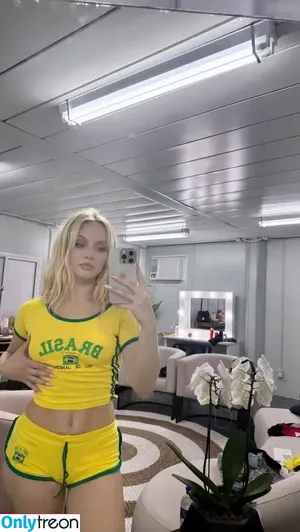 Zara Larsson / zaralarsson nude photo #1164
