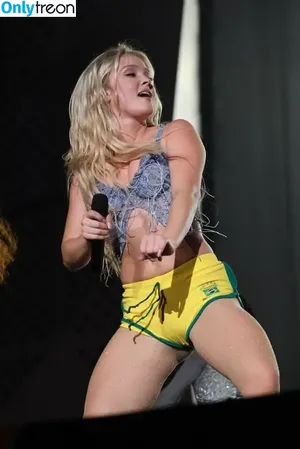 Zara Larsson / zaralarsson nude photo #1170
