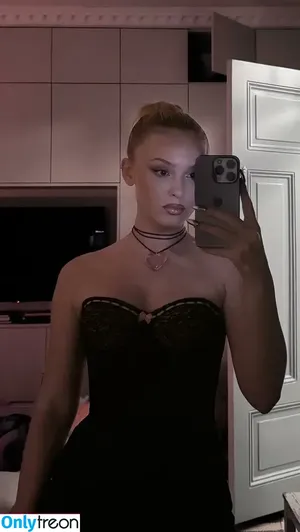 Zara Larsson / zaralarsson nude photo #1295