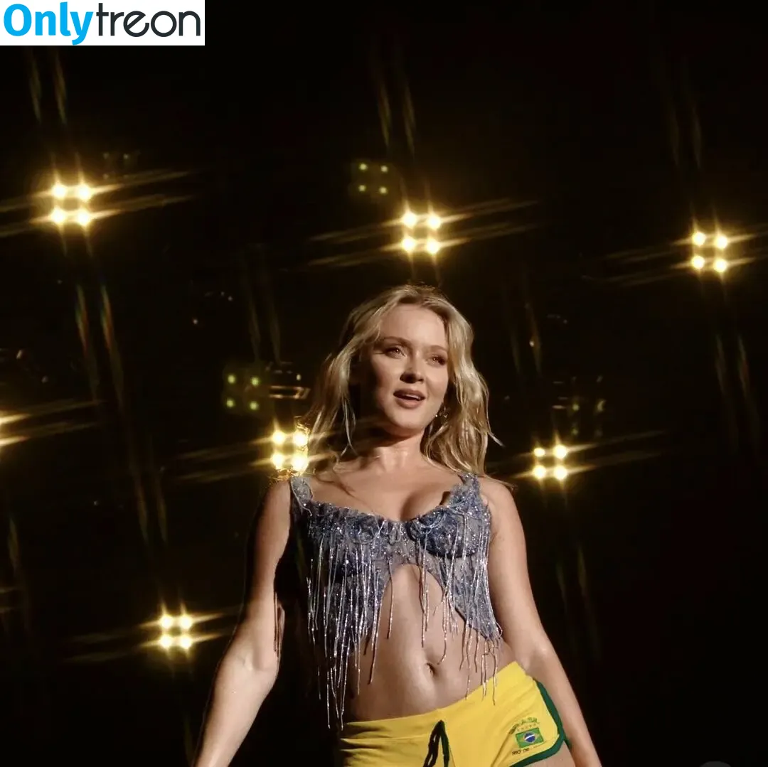 Zara Larsson nude photo #1175 (zaralarsson)