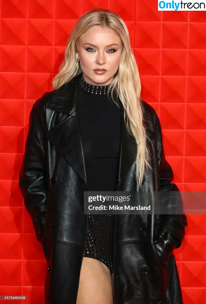Zara Larsson nude photo #1191 (zaralarsson)