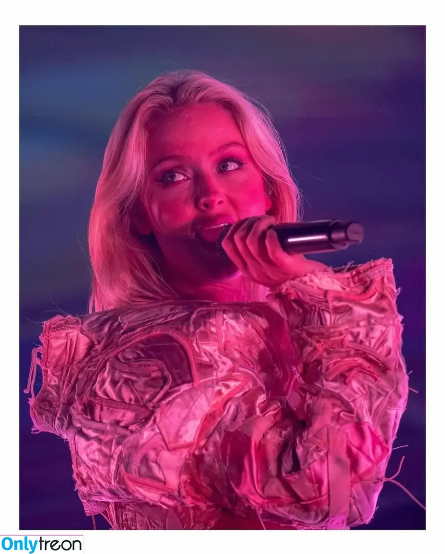 Zara Larsson nude photo #1286 (zaralarsson)