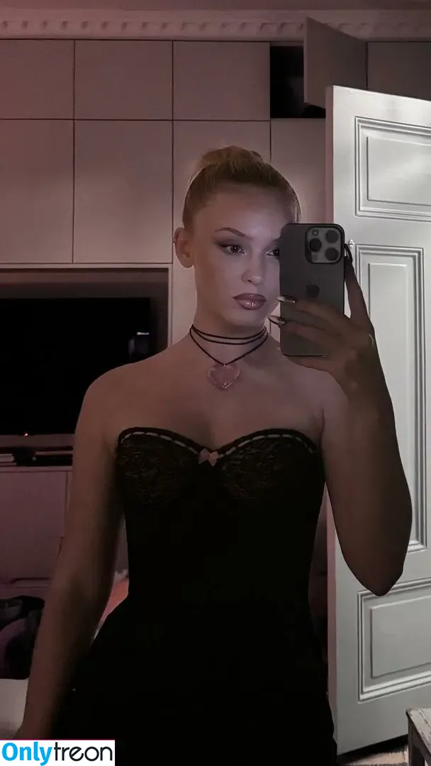 Zara Larsson nude photo #1295 (zaralarsson)