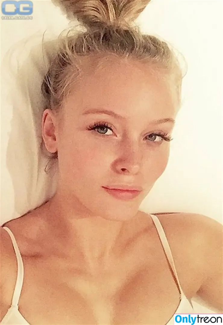 Zara Larsson голая photo #1381 (zaralarsson)