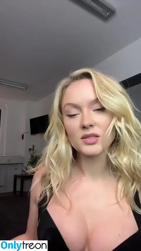 Zara Larsson nude photo #1428 (zaralarsson)