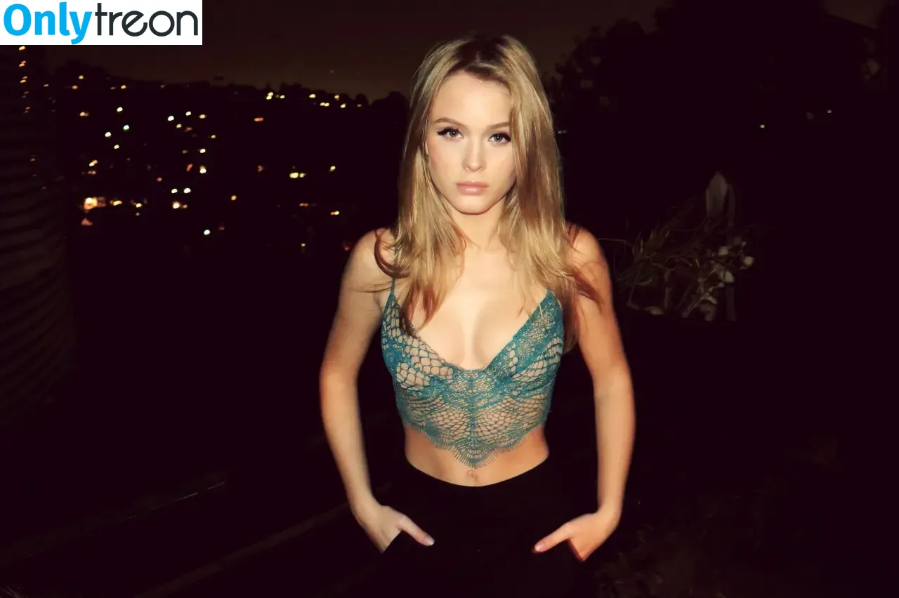 Zara Larsson голая photo #1499 (zaralarsson)