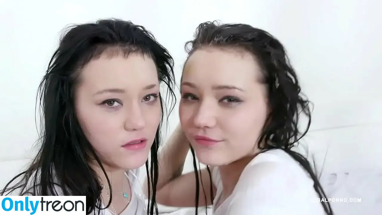 Zee Twins: Lady Zee And Sandra Zee nude photo #0006 (Zee Twins: Lady Zee And Sandra Zee)