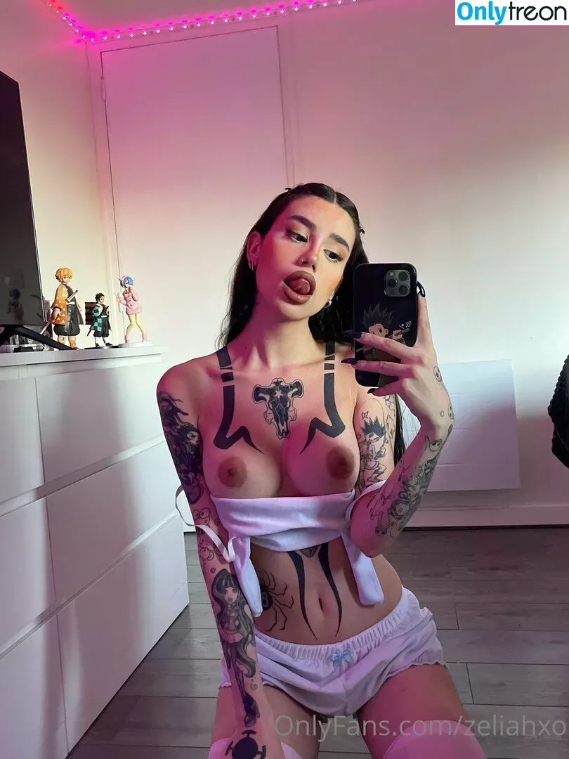 Zeliahxo nude photo #0092 (Female alien / zeliahxo_)