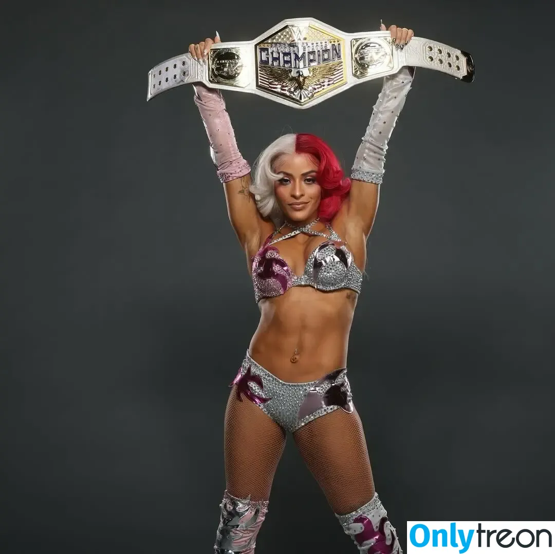 Zelina Vega голая photo #1562 ( / Thea Trinidad / zelinavegawwe)