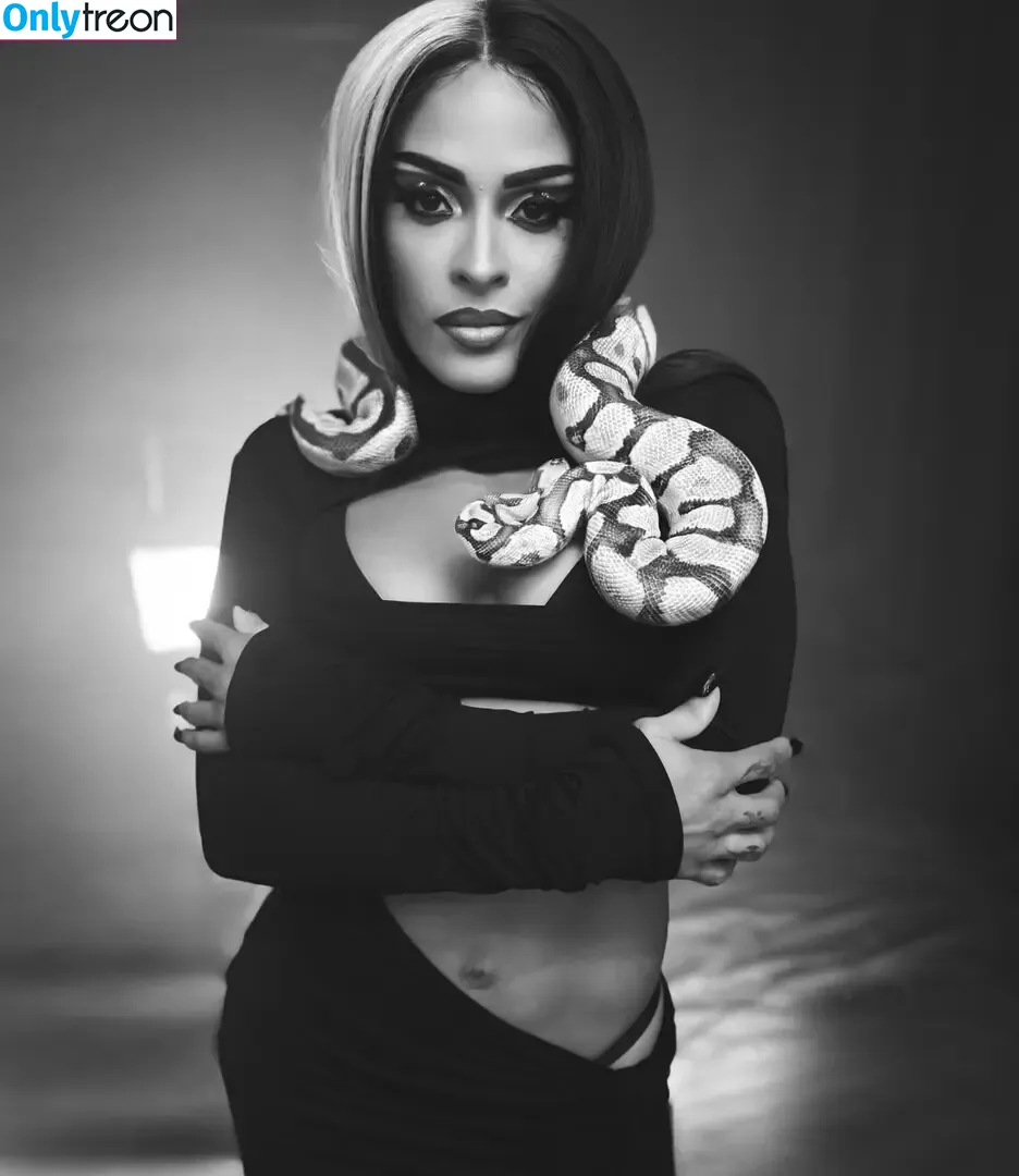 Zelina Vega nude photo #1759 ( / Thea Trinidad / zelinavegawwe)