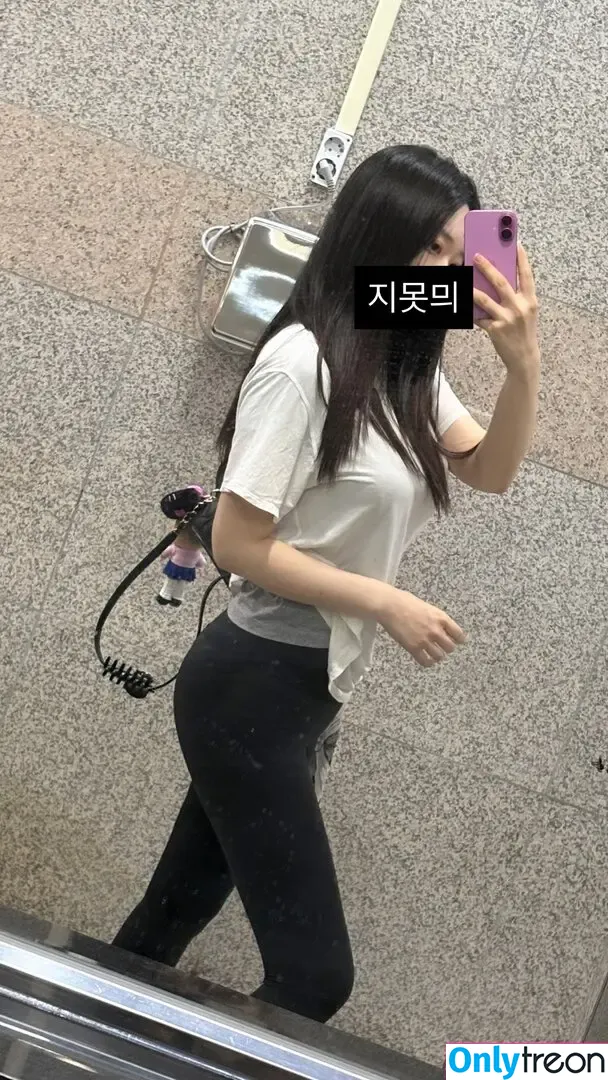 Zenny nude photo #0435 (Shin Jae Eun / love_zennyrt / zennyrt / 신재은)