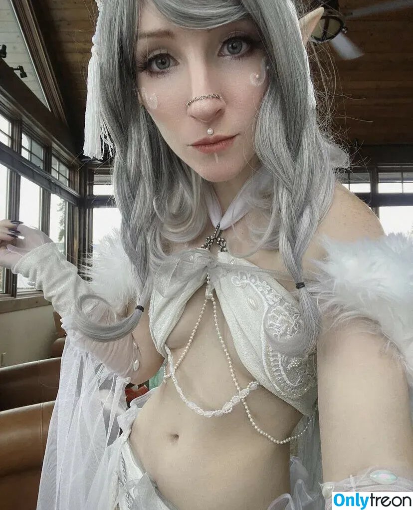 Zerggiee Cosplay nude photo #0001 (zerggiee)