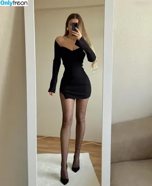  nude photo #0007