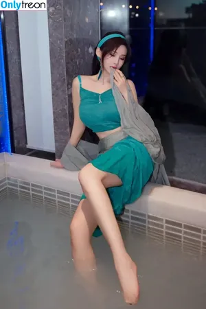 Zhouyanxi0909 / Carol周妍希X nude photo #0066