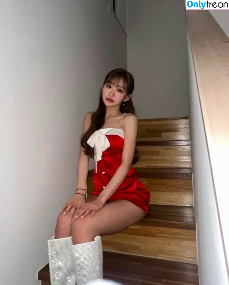 zia0_0v nude photo #0211 (Girl Crush Kpop)