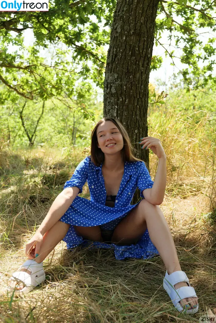 Zishy голая photo #8514 (zishylives)