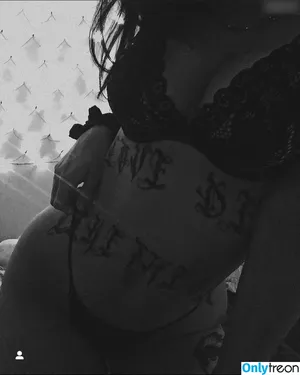 ziya.mrnwsk / m0rticia.666 / m0rticiahatake nude photo #0004