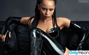 Zoë Kravitz / zoeisabellakravitz nude photo #0118