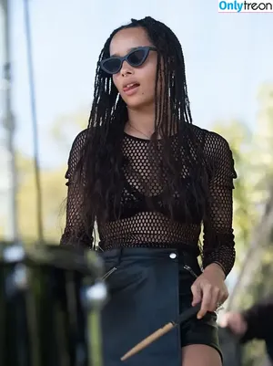 Zoë Kravitz / zoeisabellakravitz фото голая #0235