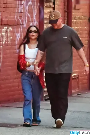Zoë Kravitz / zoeisabellakravitz фото голая #0256