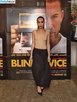 Zoë Kravitz / zoeisabellakravitz nude photo #0285