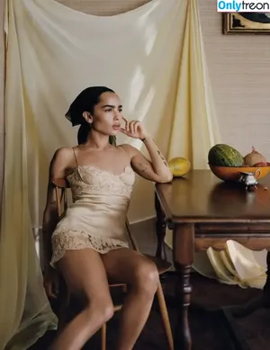 Zoë Kravitz / zoeisabellakravitz nude photo #0341
