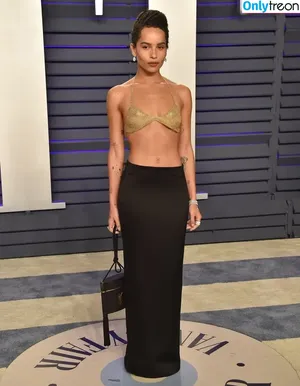 Zoë Kravitz / zoeisabellakravitz nude photo #0366