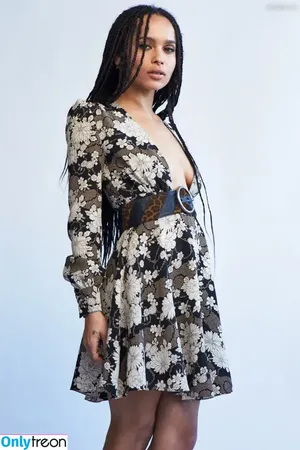 Zoë Kravitz / zoeisabellakravitz nude photo #0393