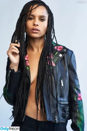 Zoë Kravitz / zoeisabellakravitz nude photo #0400