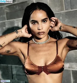 Zoë Kravitz / zoeisabellakravitz nude photo #0423