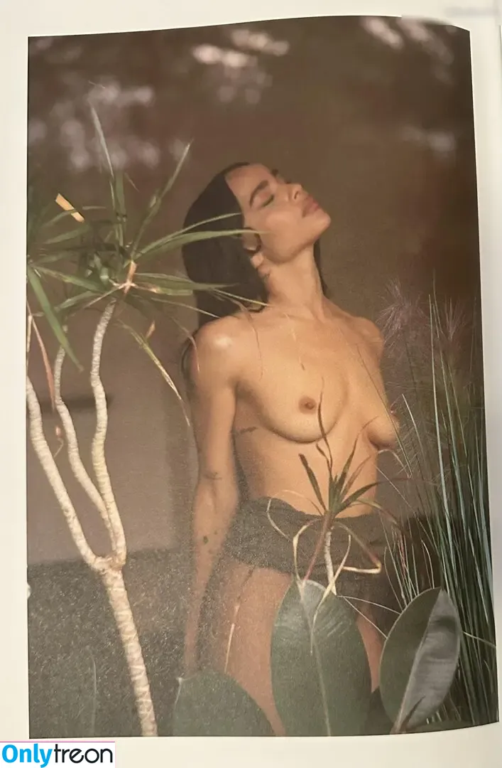 Zoë Kravitz nude photo #0193 (zoeisabellakravitz)