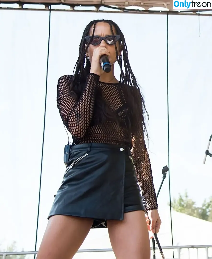 Zoë Kravitz голая photo #0225 (zoeisabellakravitz)