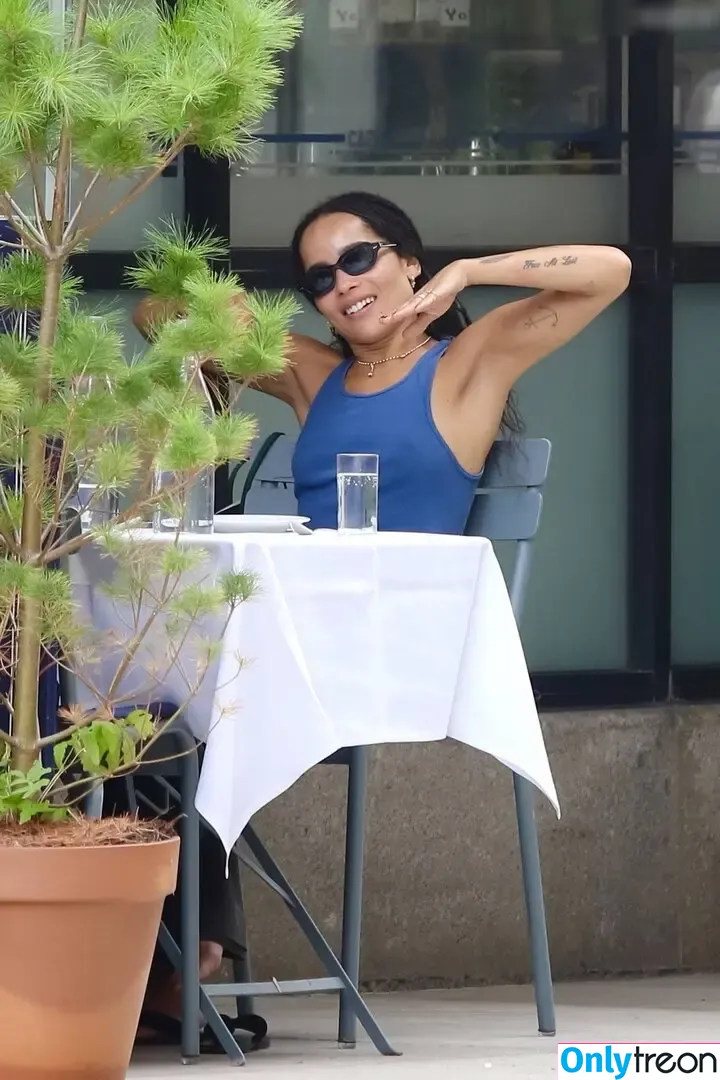 Zoë Kravitz голая photo #0280 (zoeisabellakravitz)