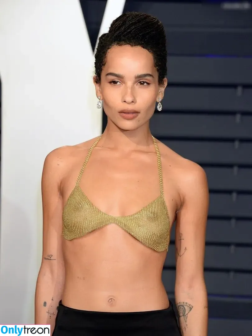 Zoë Kravitz nude photo #0365 (zoeisabellakravitz)