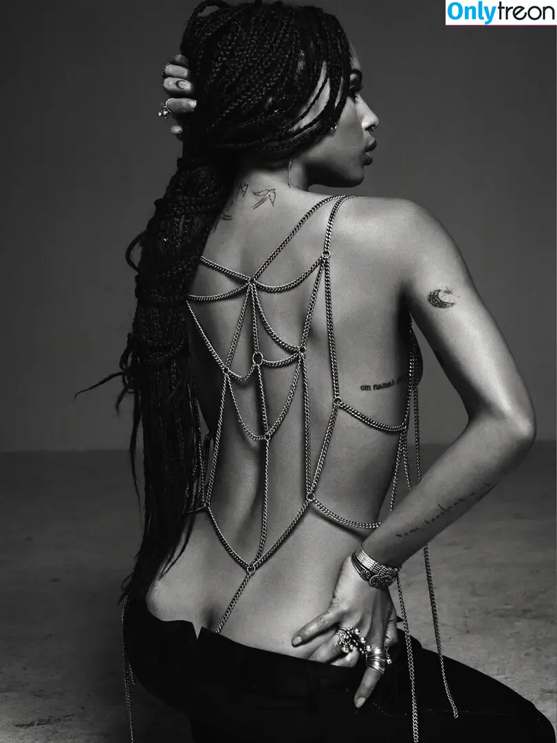 Zoë Kravitz nude photo #0433 (zoeisabellakravitz)