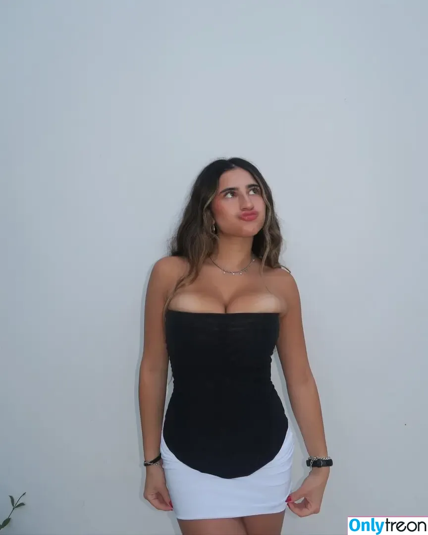 Zoe Ducorsky nude photo #0022 (Badb1tchzozo / zoeeducorsky)