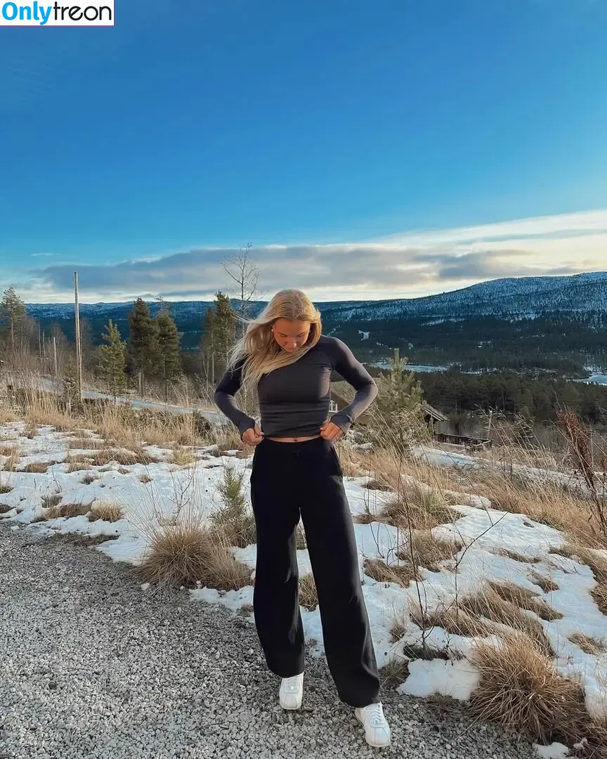 Zoe Ducorsky голая photo #0120 (Badb1tchzozo / zoeeducorsky)