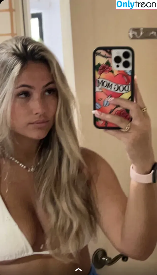 Zoe Ferguson голая photo #0012 (zoeferguson)