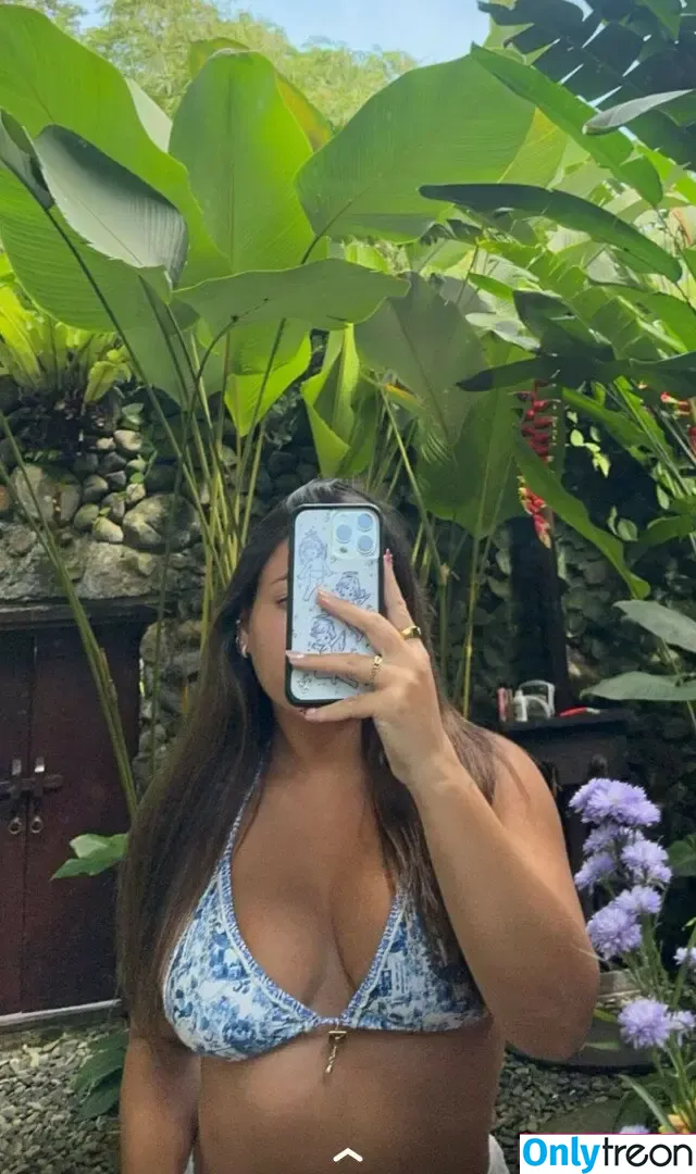 Zoe Ferguson nude photo #0304 (zoeferguson)