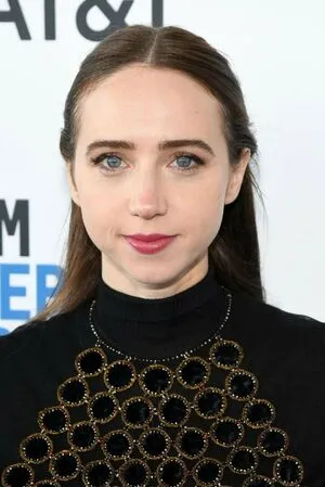 Zoe Kazan / zoe.kazan nude photo #0078