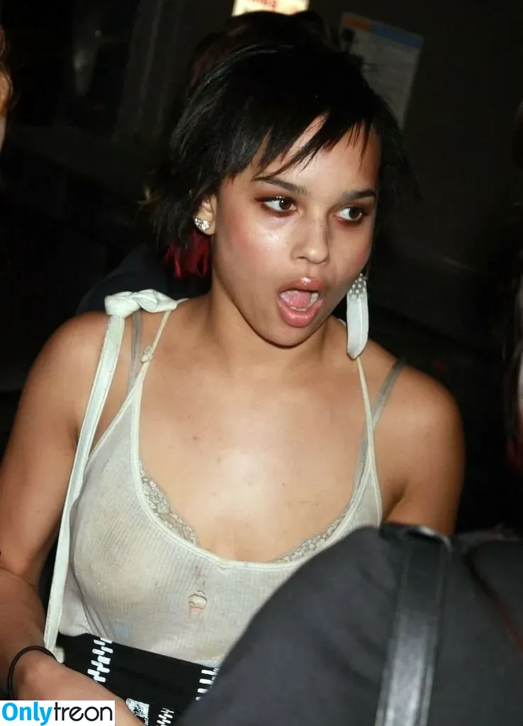 Zoe Kravitz голая photo #0068 (zoeisabellakravitz)