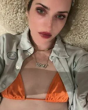 Zoe Lister Jones / zoelisterjones nude photo #0053