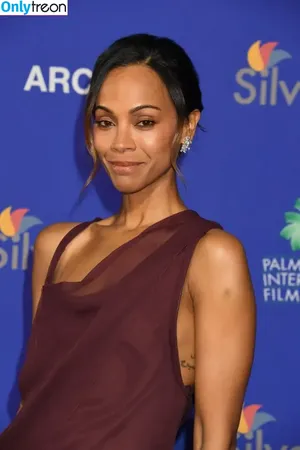 Zoe Saldana / zoesaldana фото голая #0831