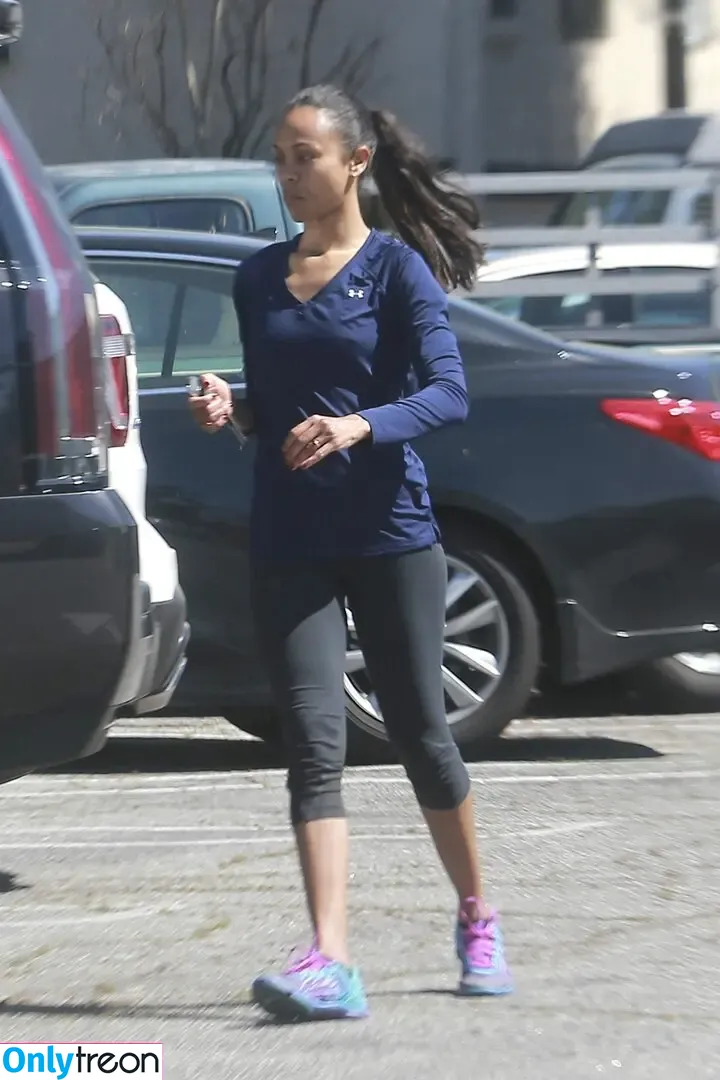 Zoe Saldana nude photo #0906 (zoesaldana)